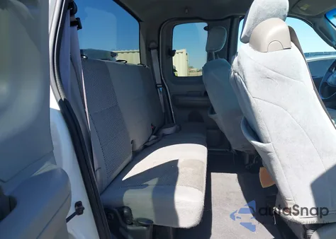 2003 Ford F-150 Lariat/Xl/Xlt z USA, uszkodzony, nr VIN 1FTRX17L53NA44544